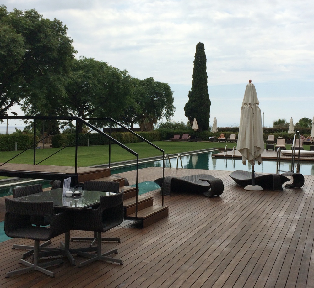 Hotel-miramar-pool-barcelona