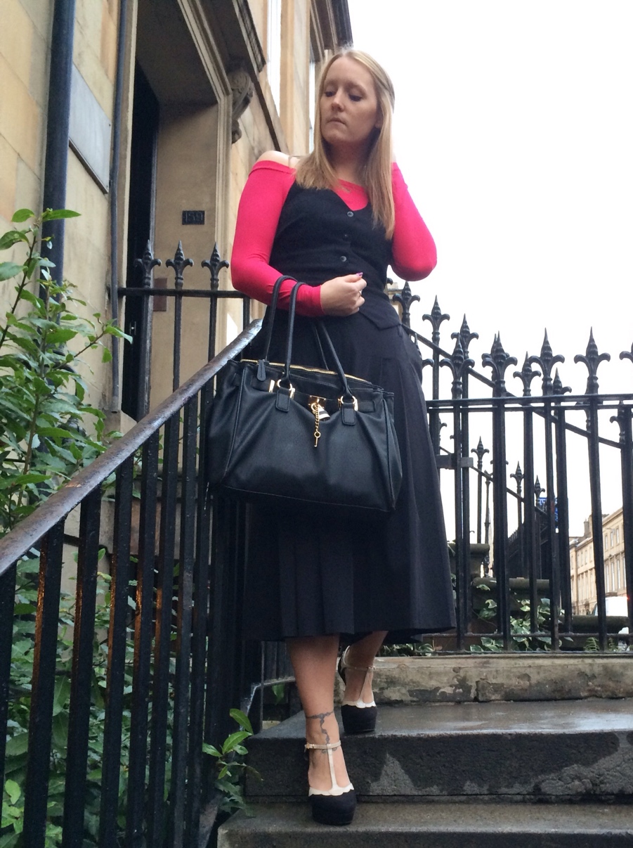 Off-shoulder-pink-culottes-Glasgow
