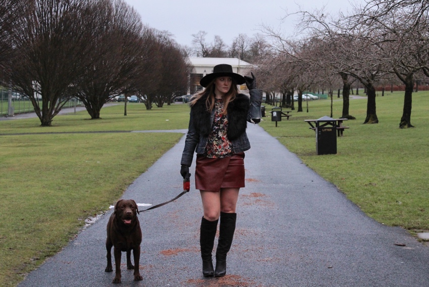 Burgundy-skirt-OTB-boots-faux-fur