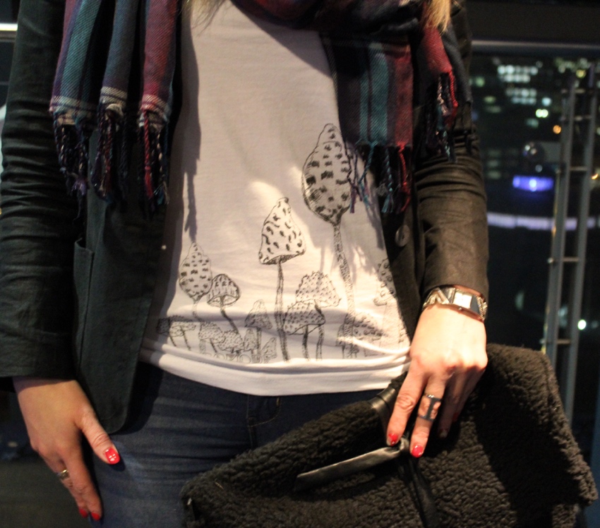 Naromode mushroom tee W=850 H=748 Naromode-mushroom-tee