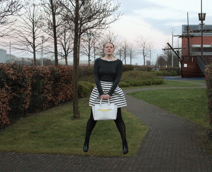 Stripe full skirt tights ankle boots W=850 H=689 Stripe-full-skirt-tights-ankle-boots-glasgow-street-style
