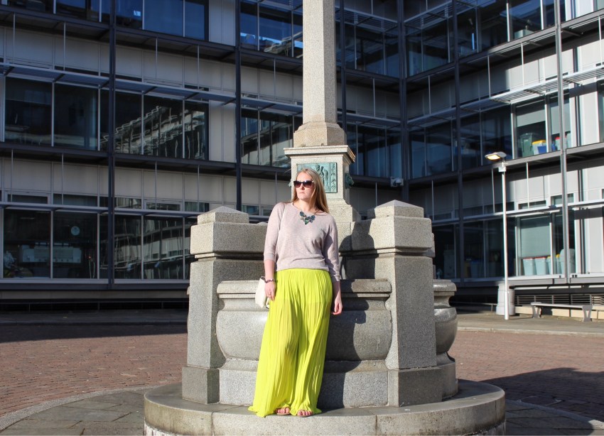 Chartreuse chiffon flares summer outfit W=850 H=614 Chartreuse-chiffon-flares-summer-outfit