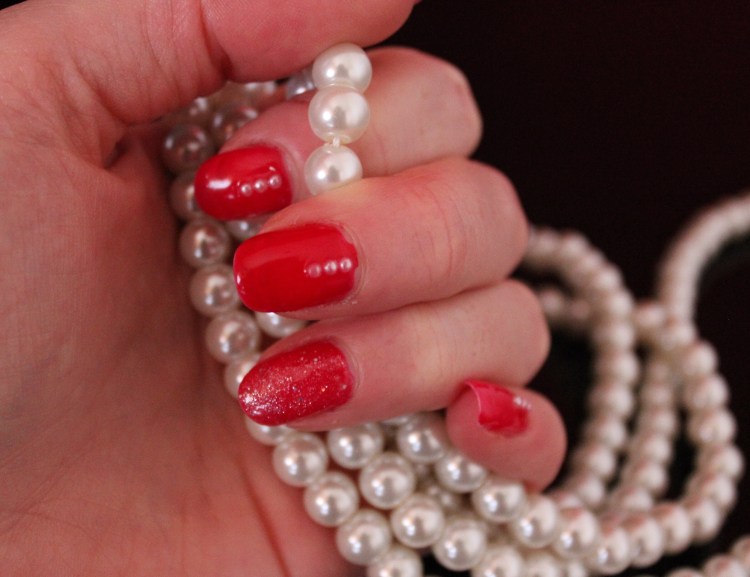 Red gloss pearl nail art tutorial W=750 H=577 Red-gloss-pearl-nail-art-tutorial
