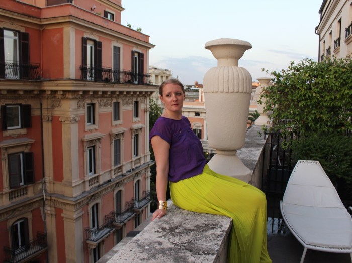 Chartreuse flares Roman holiday ootd W=700 H=524 Chartreuse-flares-Roman-holiday-ootd