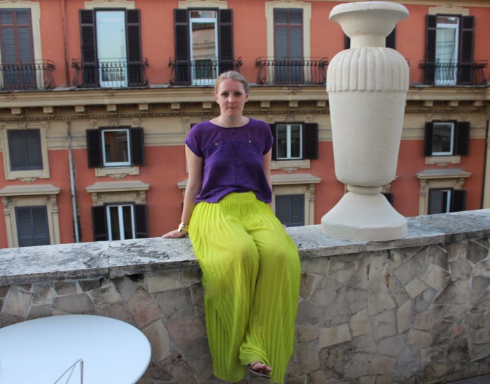 Chartreuse flares Roman holiday ootd W=700 H=549 Chartreuse-flares-Roman-holiday-ootd