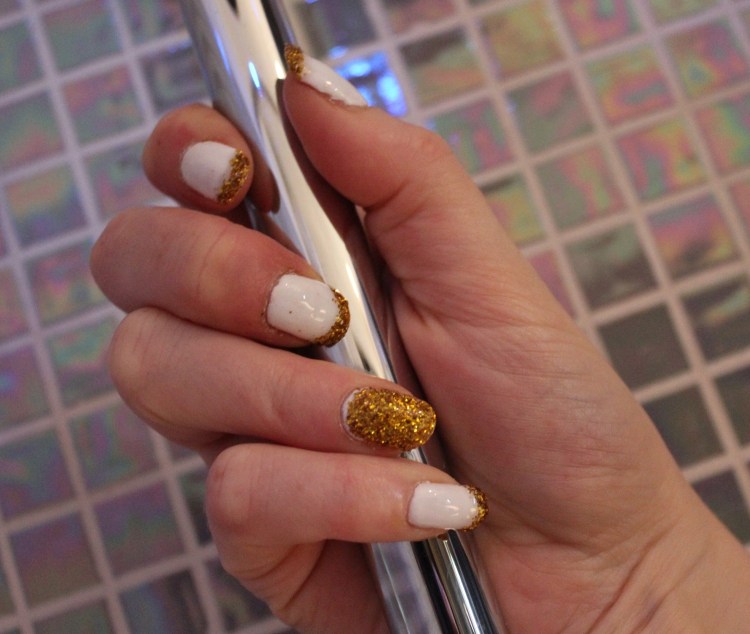 Eurotrash-glitter-holiday-nail-tutorial