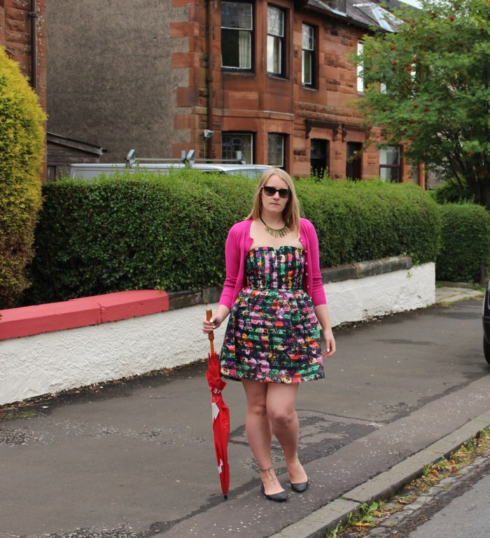 Yumi-30-days-of-summer-bright-striped-dress-street-style