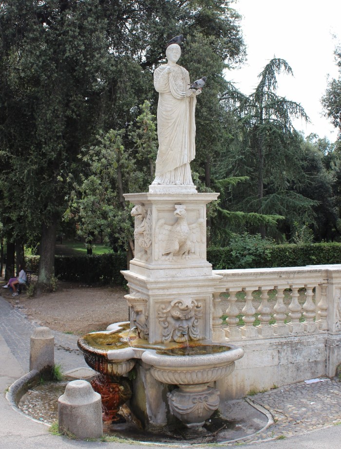 Villa-Borghese-Rome-fountain