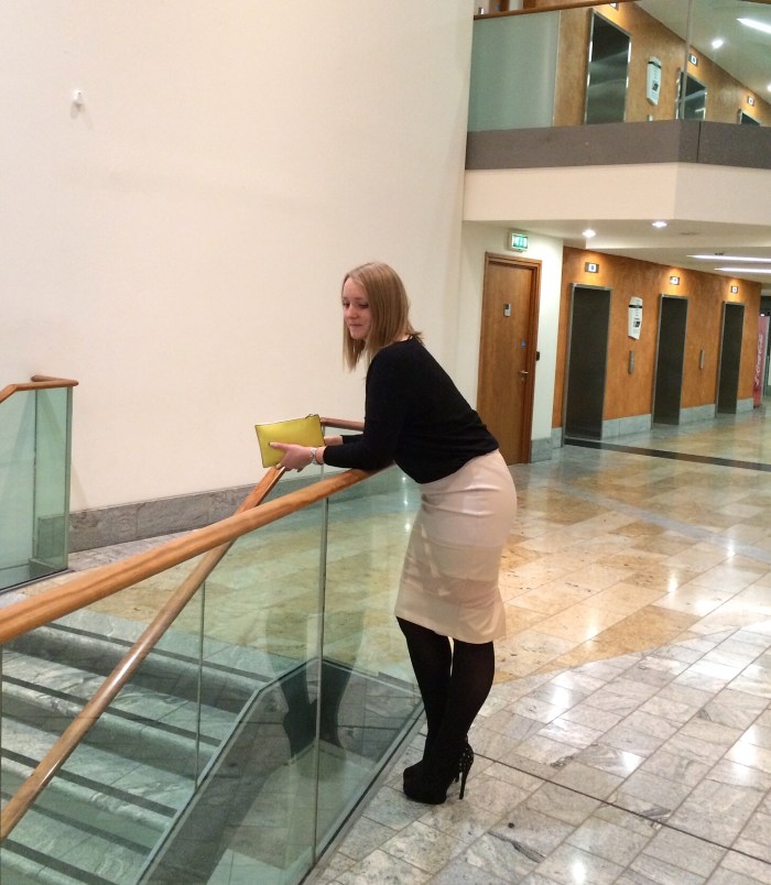 Nude-leather-pencil-skirt-fall-outfit