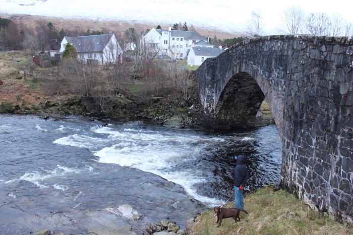Bridge-of-Orchy-hotel-Scotland