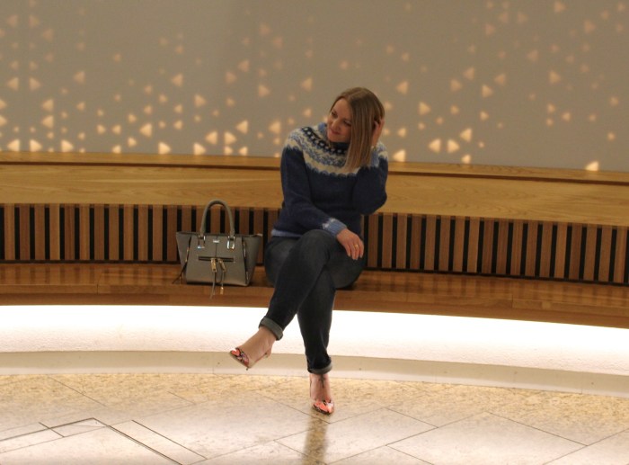 handmade-fair-isle-sweater-outfit-street-style