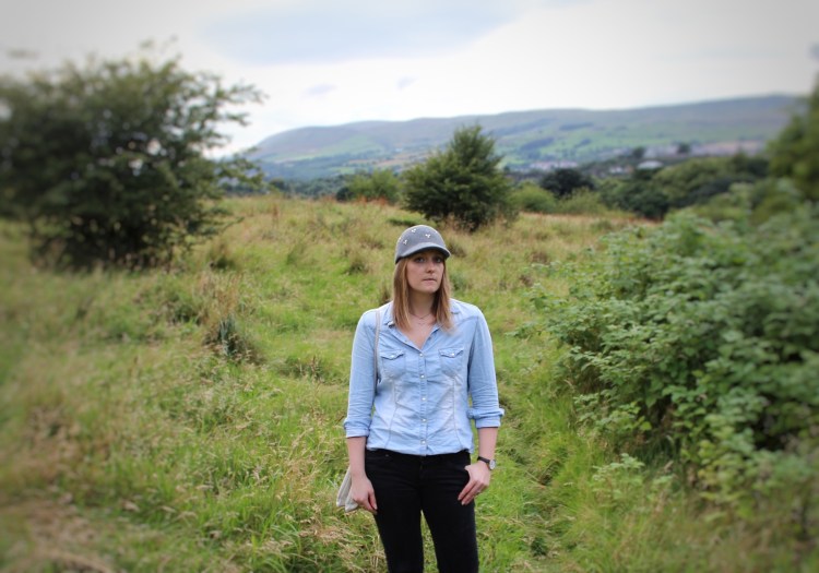 Living in a Boxx: Saddle Me Up - wool bejewelled cap street style by UK Fashion Blogger Lauren Maria Wool-bejewelled-cap-living-in-a-boxx