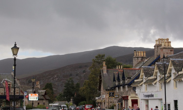 Living-in-a-Boxx-Cairngorms-log-cabin-long-weekend