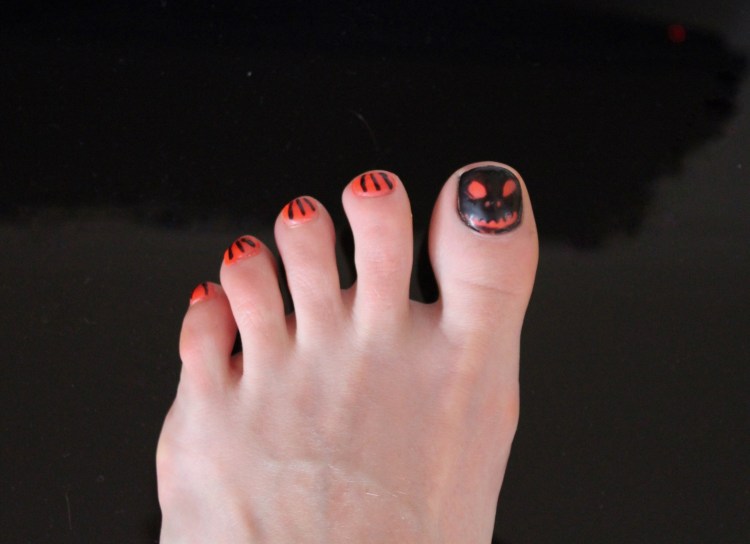 Halloween Nails | Pumpkin nail art design tutorial by UK Fashion Blogger Lauren Maria Halloween-nails-pumpkin-design-tutorial-living-in-a-Boxx