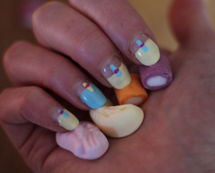 living-in-a-boxx-bright-pastel-colour-nail-art-tutorial