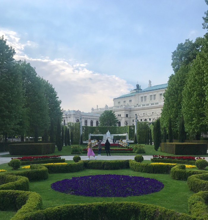 living-in-a-boxx-Vienna-Bratislava-travel-guide