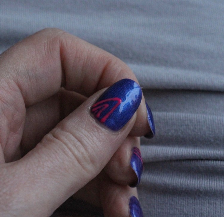 Like Neon Lights | Purple nail art with neon geometric design by UK Fashion Blogger Lauren Maria