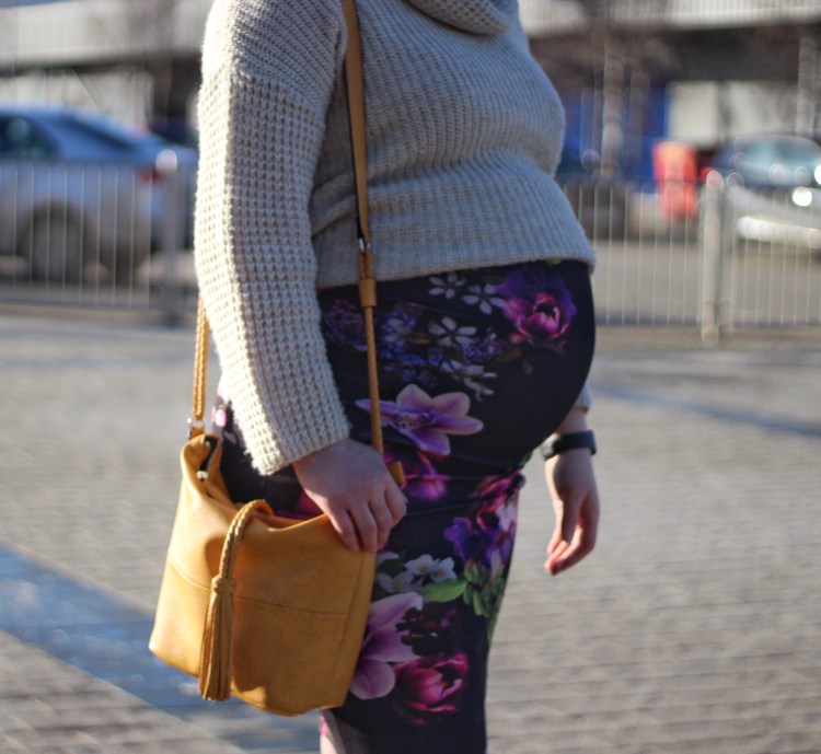 Ready to Pop | Street Style maternity fashion from U.K. Fashion Blogger Lauren Maria