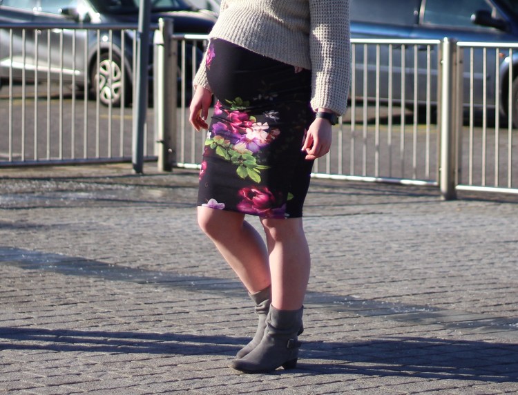 Ready to Pop | Street Style maternity fashion from U.K. Fashion Blogger Lauren Maria